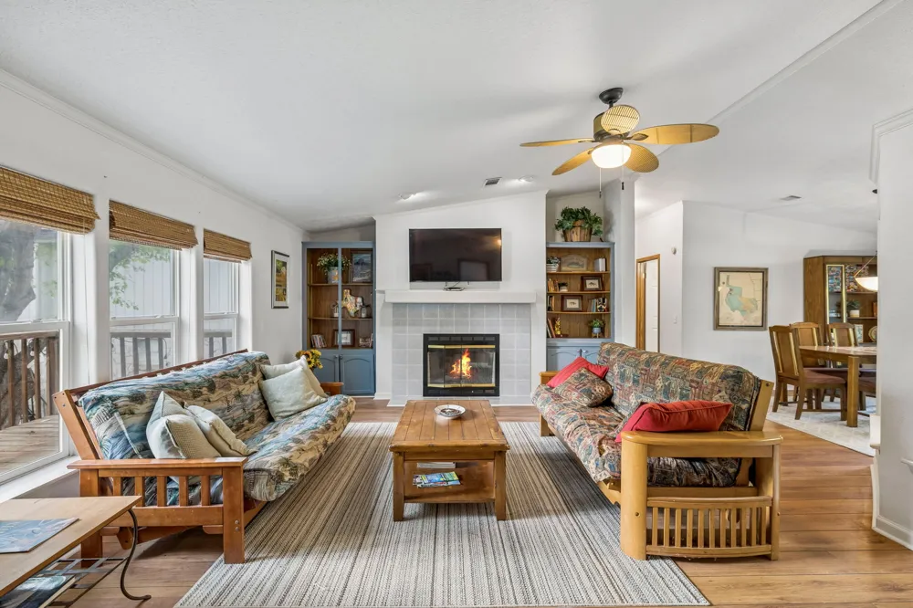 360 Shangrila Lane New Braunfels, TX 78130
