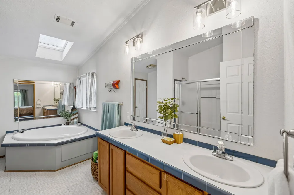 360 Shangrila Lane New Braunfels, TX 78130