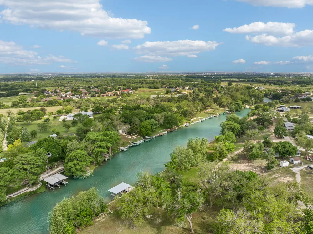 360 Shangrila Lane New Braunfels, TX 78130