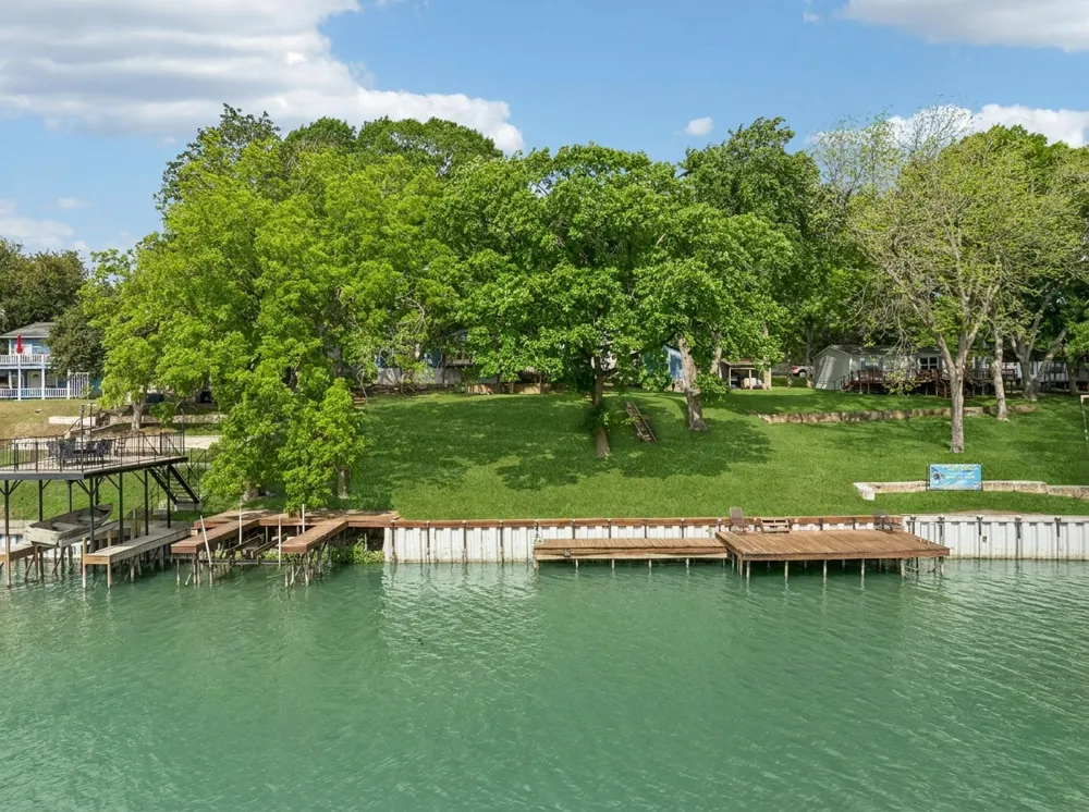 360 Shangrila Lane New Braunfels, TX 78130