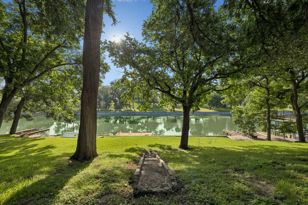360 Shangrila Lane New Braunfels, TX 78130