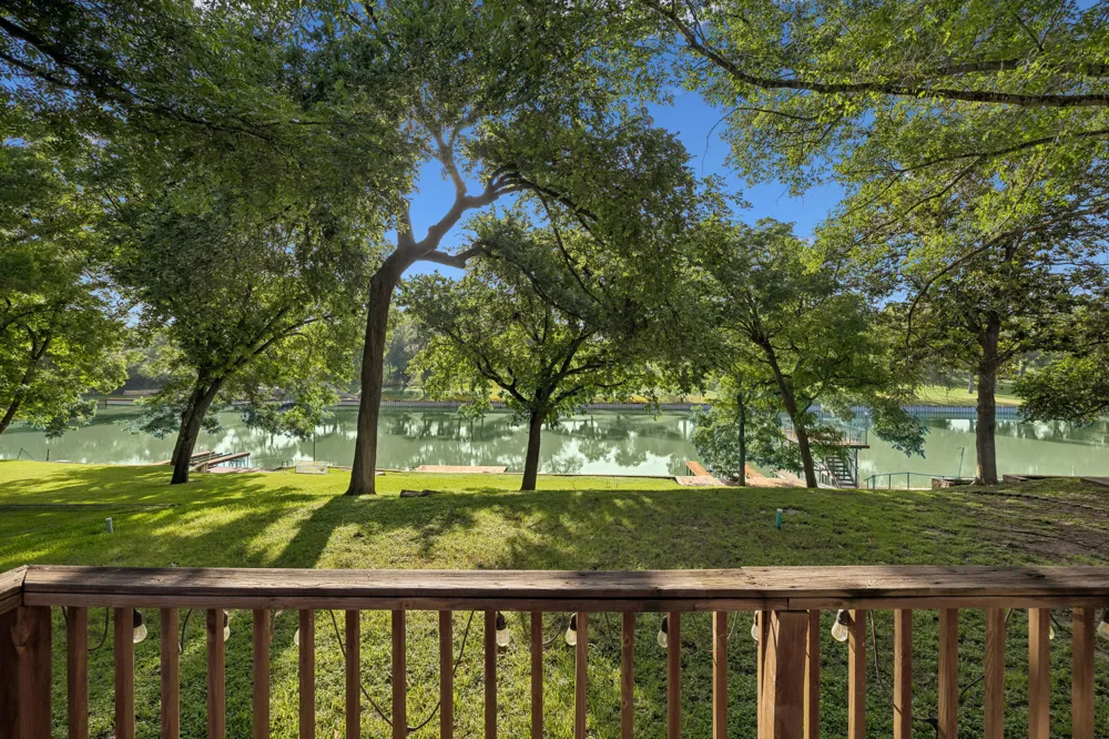 360 Shangrila Lane New Braunfels, TX 78130