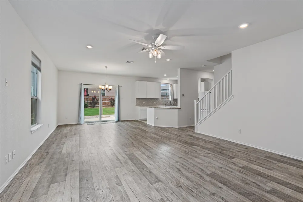 305 Los Cobos Lane Georgetown, TX 78626