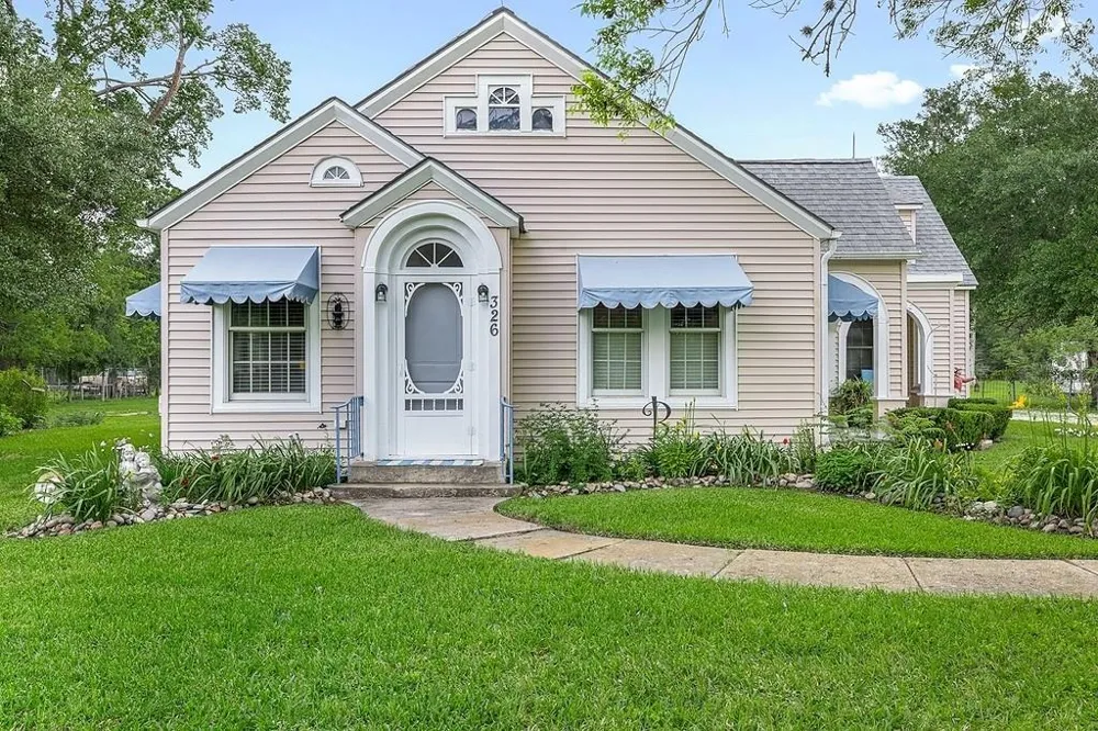 326 Centennial Street #458 Carmine, TX 78932