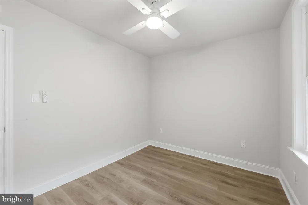 1120 THOMAS STREET Chester, PA 19013