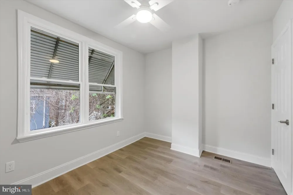 1120 THOMAS STREET Chester, PA 19013