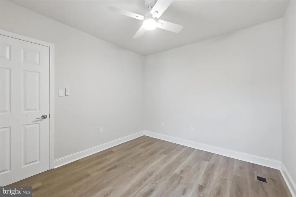 1120 THOMAS STREET Chester, PA 19013