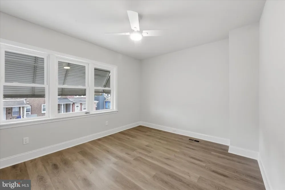 1120 THOMAS STREET Chester, PA 19013