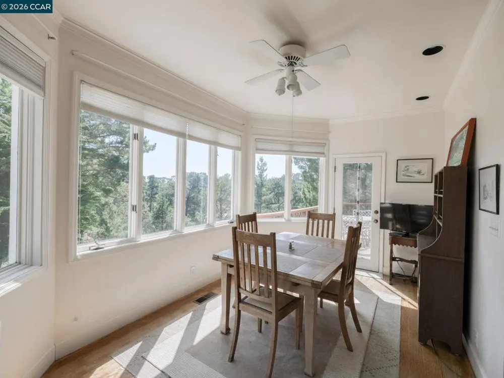 25580 Chiquito Pl Carmel, CA 93923