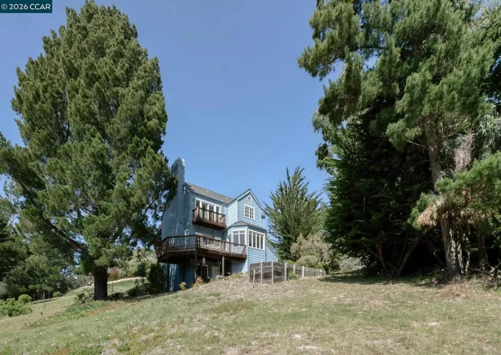25580 Chiquito Pl Carmel, CA 93923