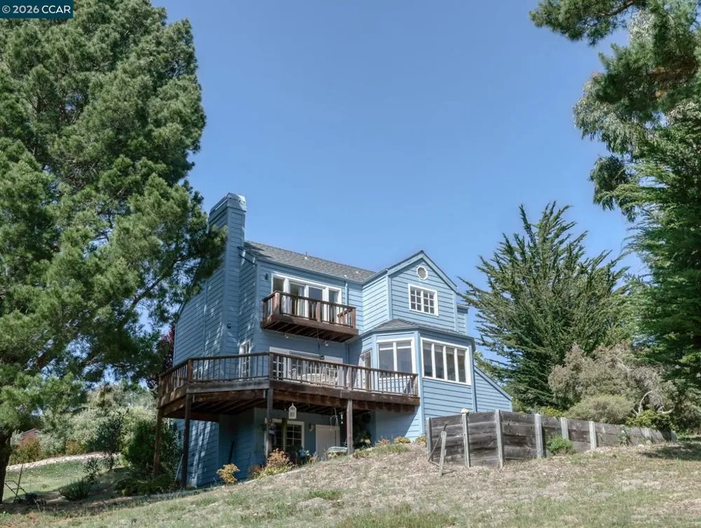 25580 Chiquito Pl Carmel, CA 93923