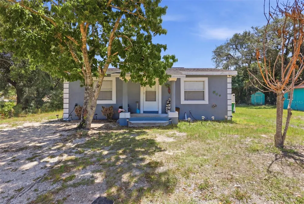 2559 HARRY T MOORE AVENUE Mims, FL 32754