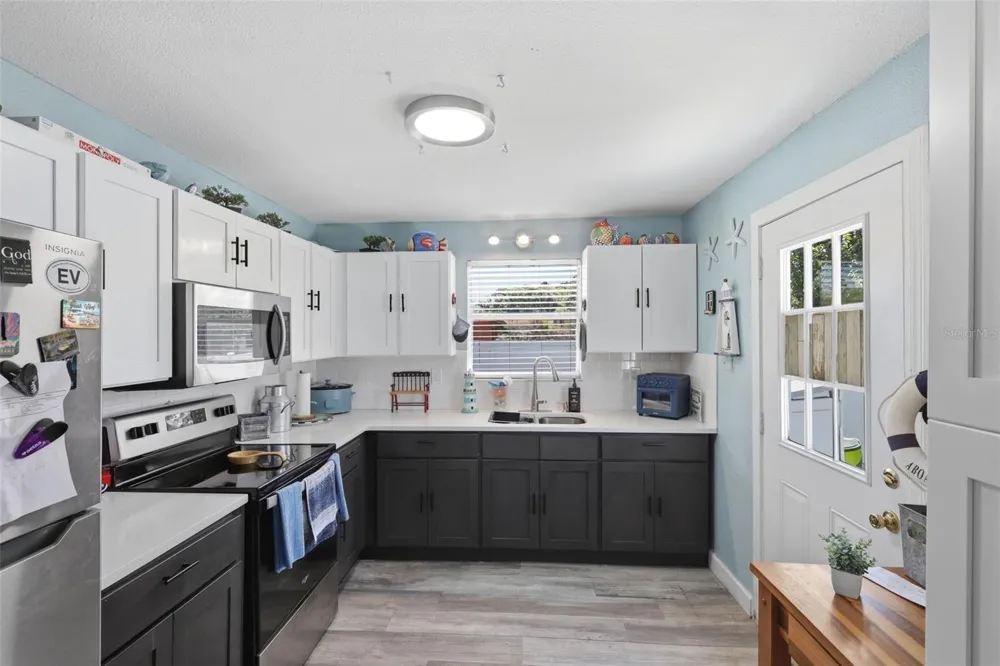 2559 HARRY T MOORE AVENUE Mims, FL 32754
