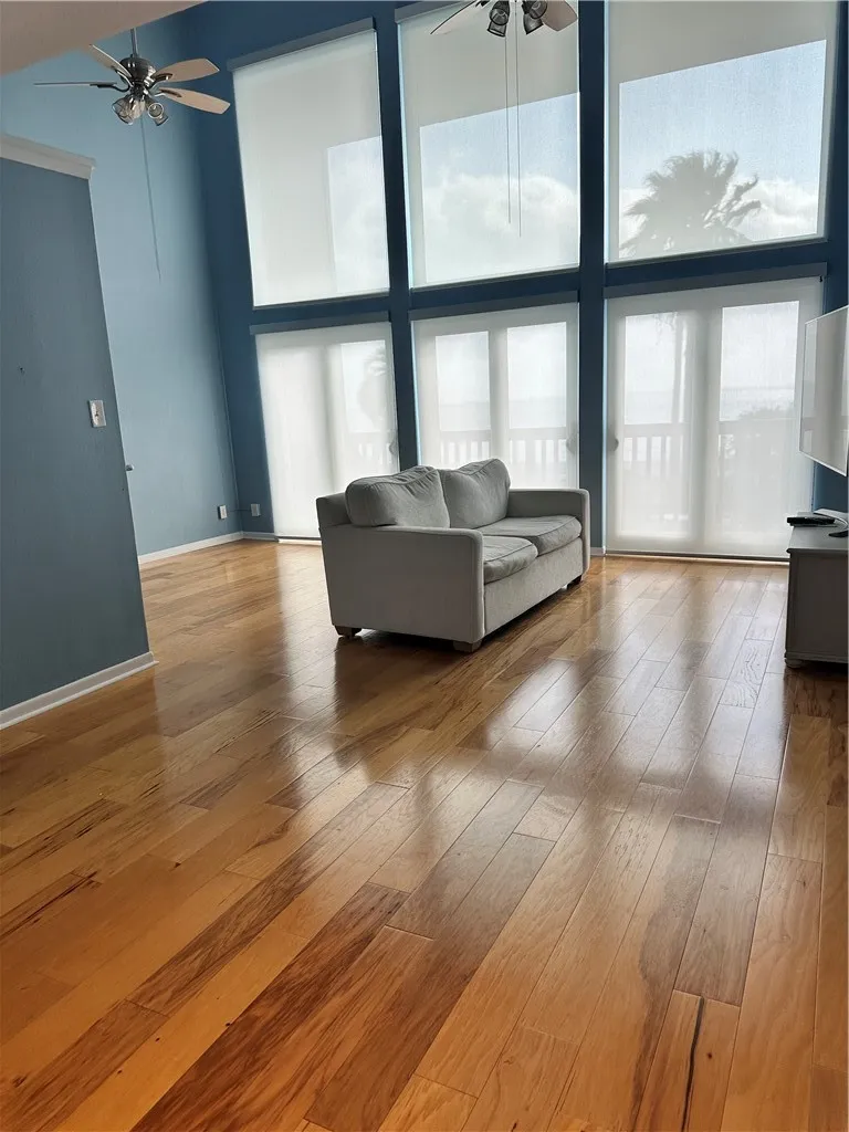 3402 Ocean Drive #4 Corpus Christi, TX 78411