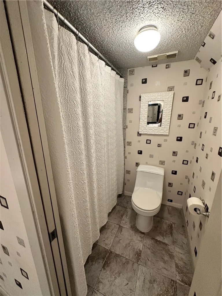 3402 Ocean Drive #4 Corpus Christi, TX 78411