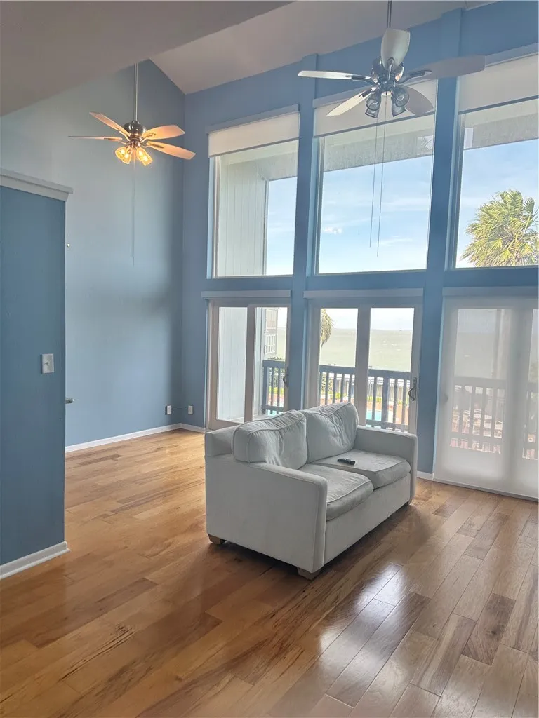 3402 Ocean Drive #4 Corpus Christi, TX 78411