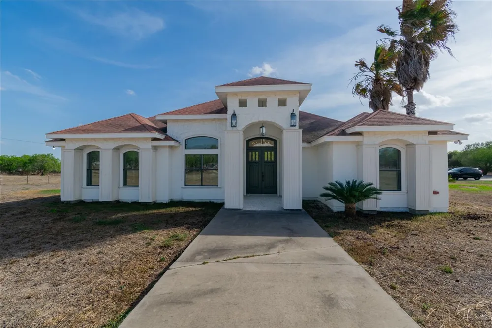 108 County Road 1601 Circle Alice, TX 78332