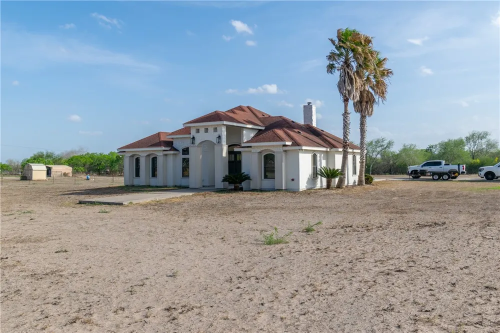 108 County Road 1601 Circle Alice, TX 78332
