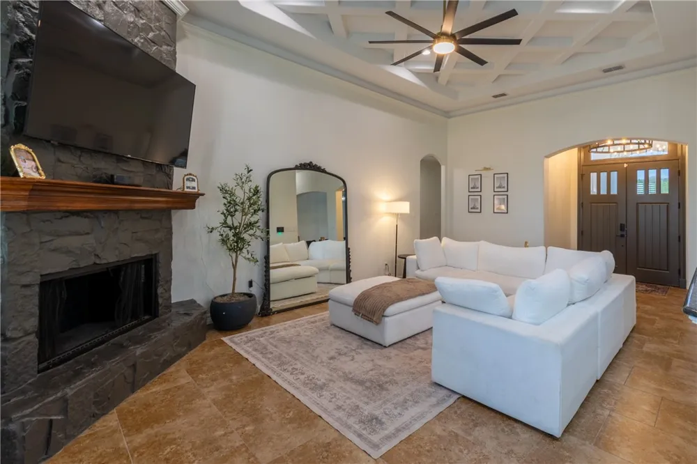108 County Road 1601 Circle Alice, TX 78332
