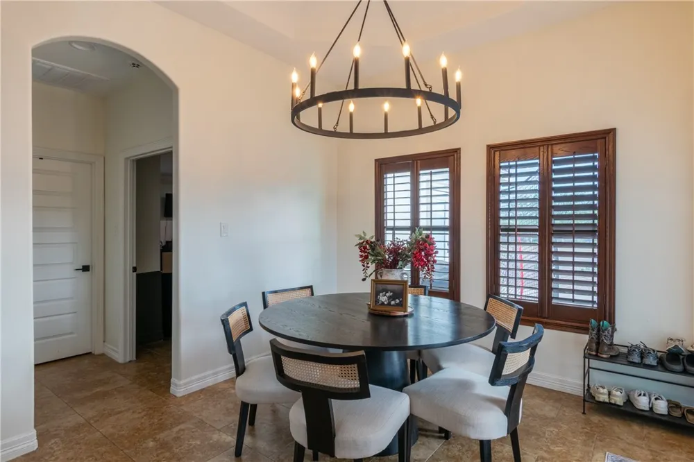 108 County Road 1601 Circle Alice, TX 78332