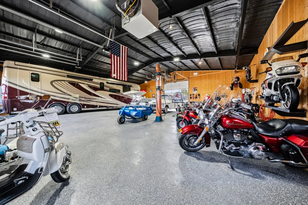 887 Hcr. 3110 Abbott, TX 76621