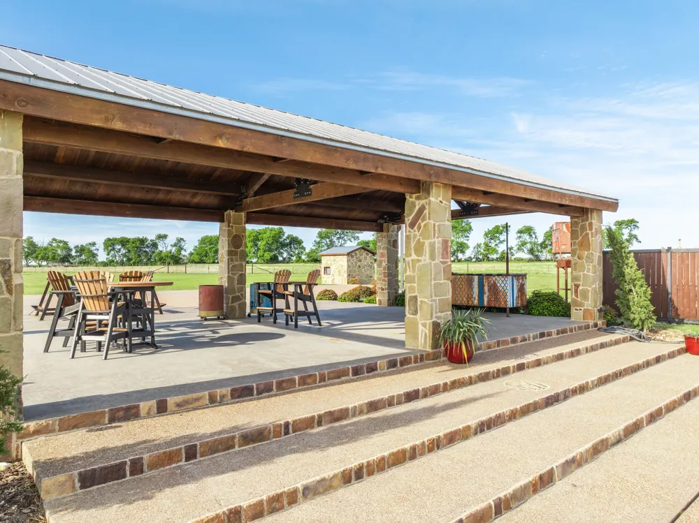 887 Hcr. 3110 Abbott, TX 76621