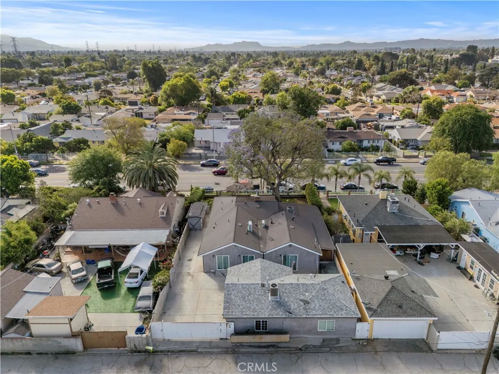 14143 Terra Bella Pacoima, CA 91331