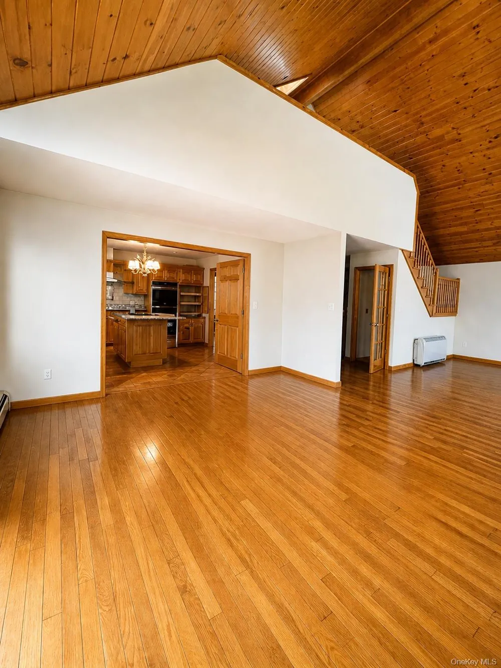 17 Sherwood Road Cortlandt Manor, NY 10567