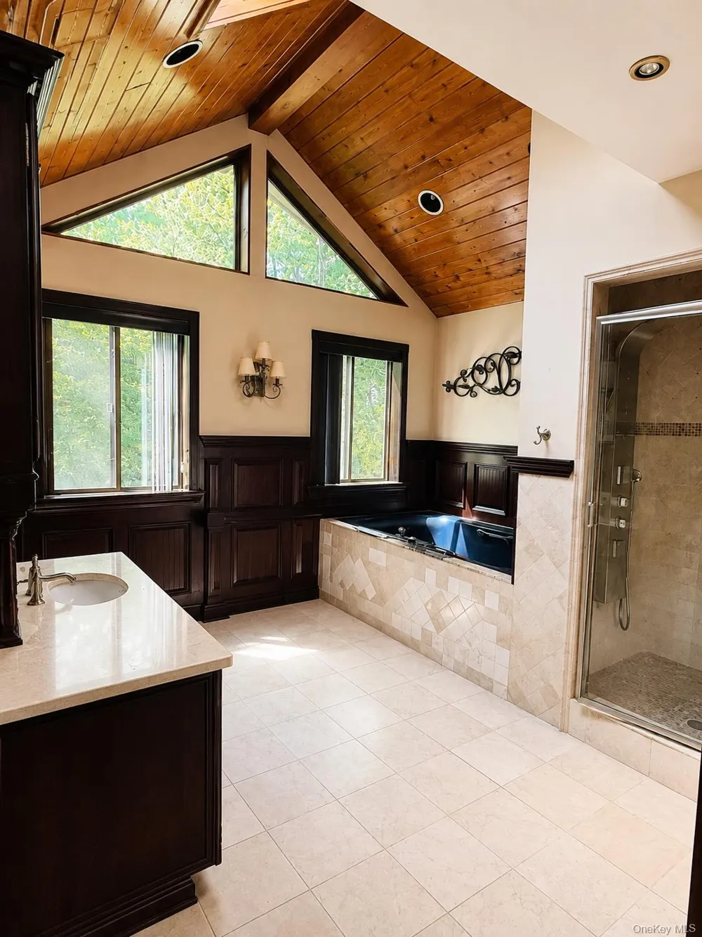 17 Sherwood Road Cortlandt Manor, NY 10567