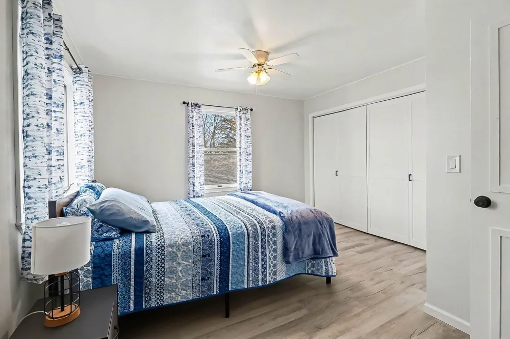 1726 W Chilberg Road Scottville, MI 49454