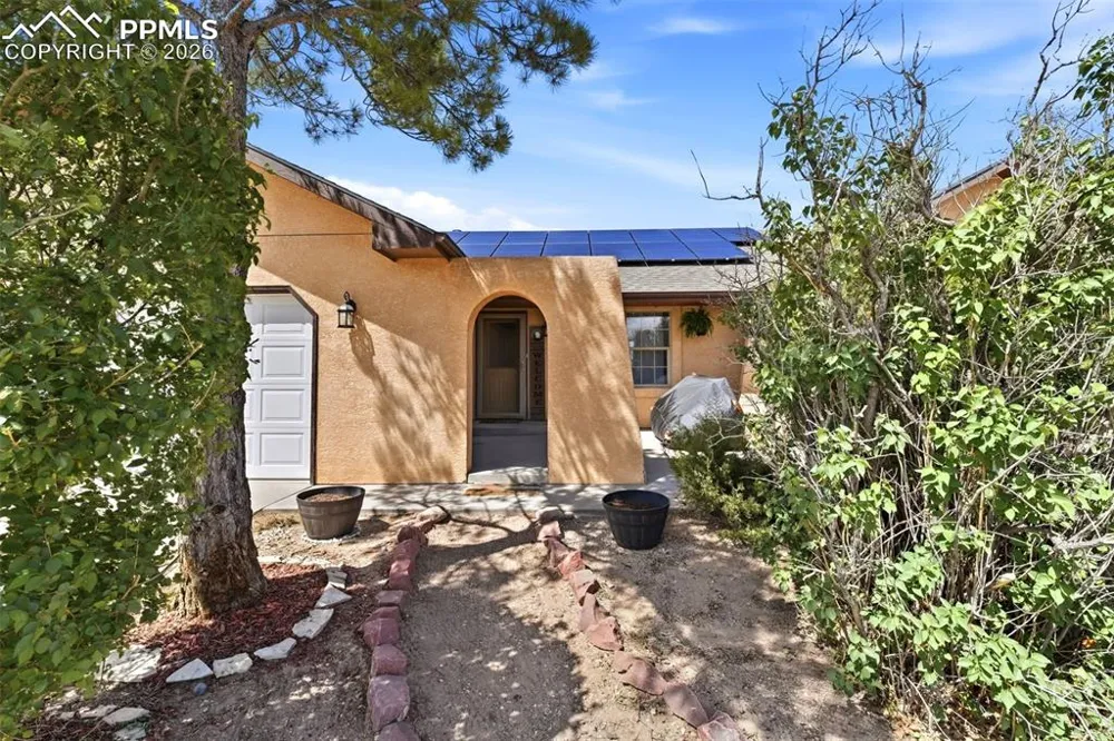 575 11th Street Penrose, CO 81240
