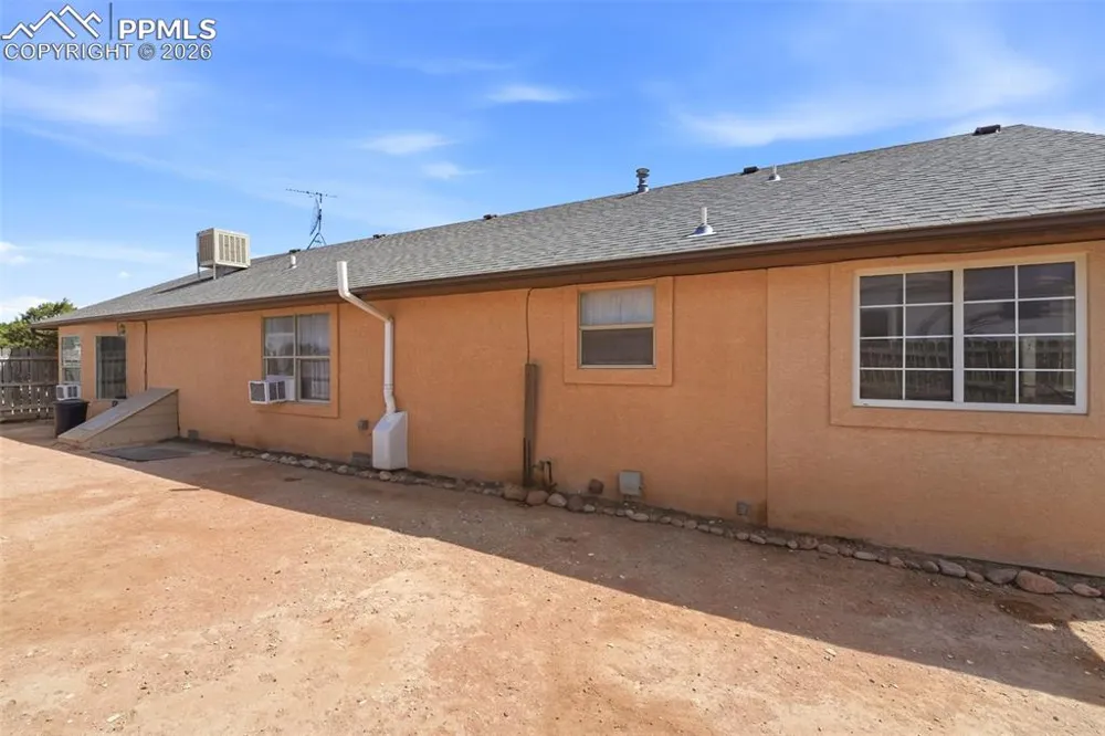 575 11th Street Penrose, CO 81240