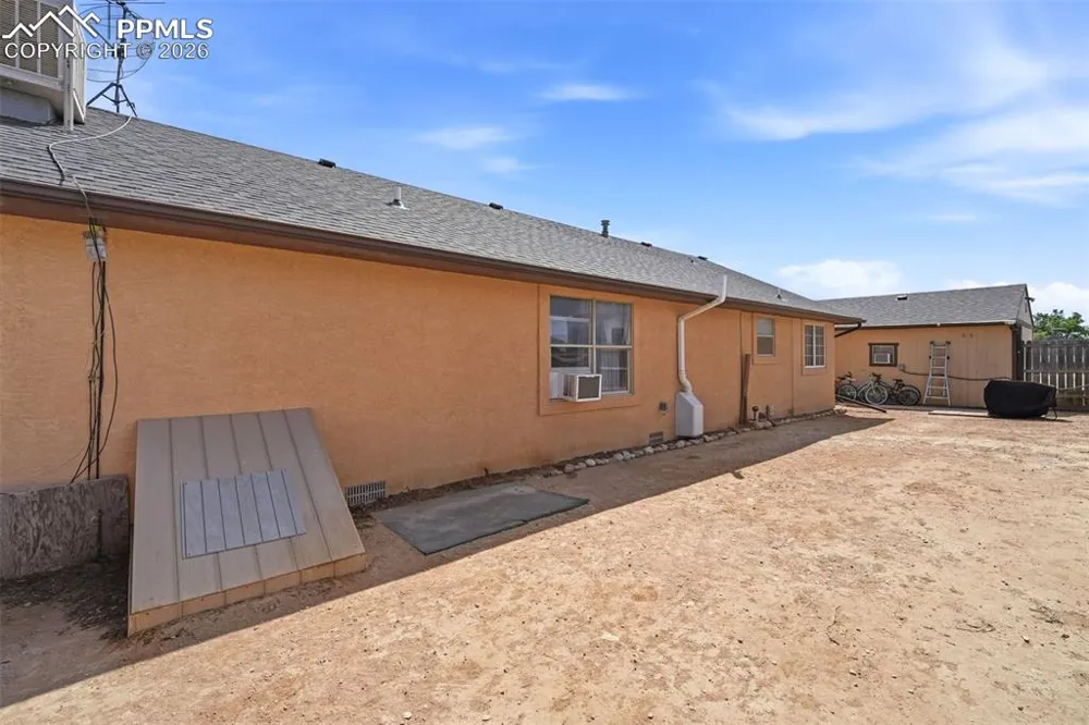 575 11th Street Penrose, CO 81240
