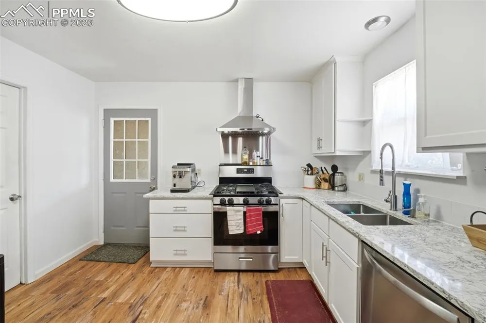 575 11th Street Penrose, CO 81240