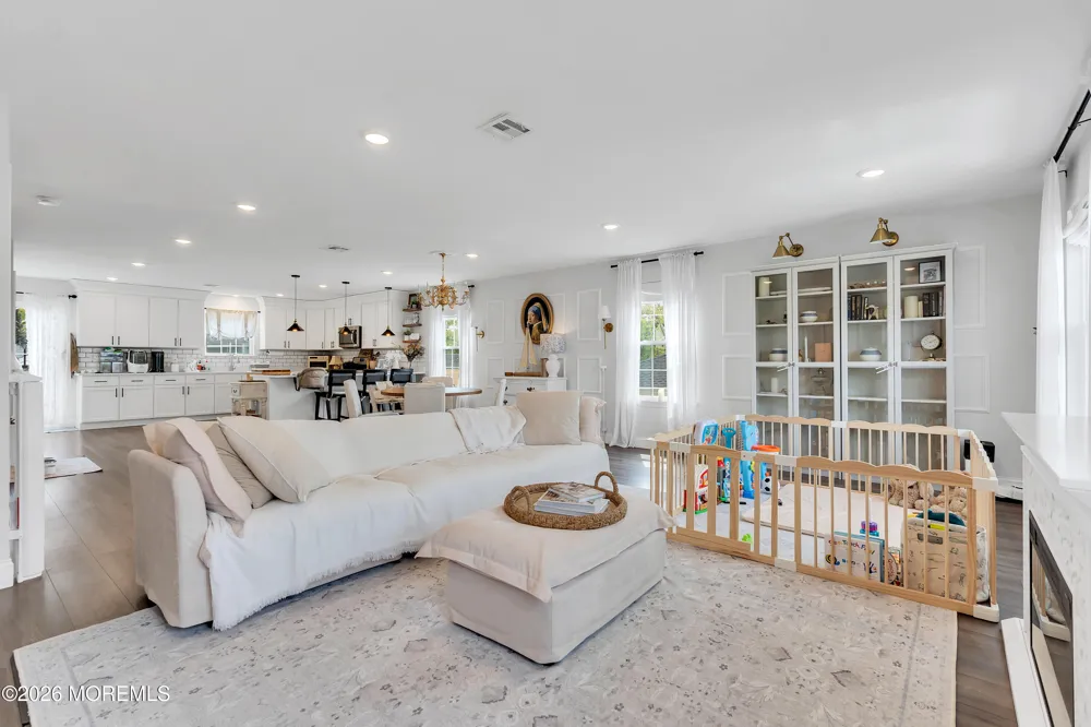 36 Woodside Avenue Keansburg, NJ 07734