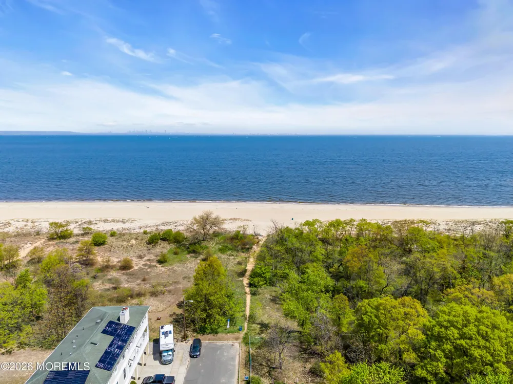 36 Woodside Avenue Keansburg, NJ 07734