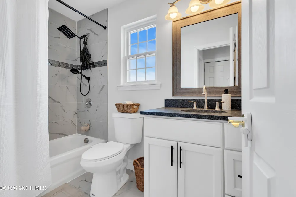 36 Woodside Avenue Keansburg, NJ 07734