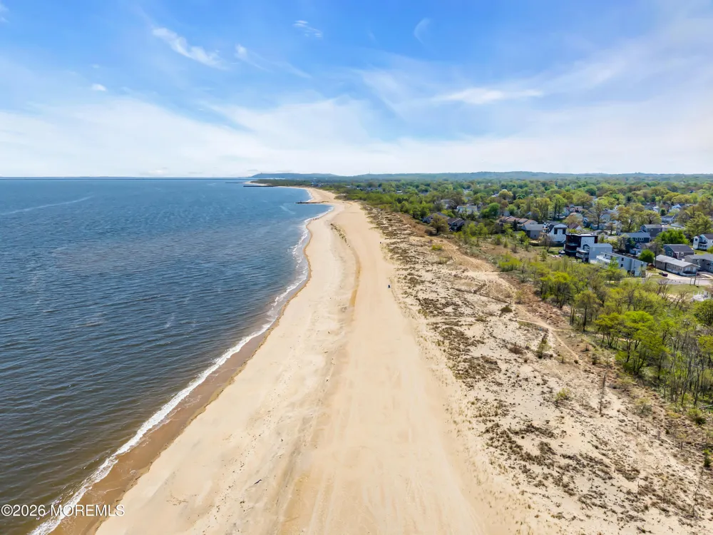 36 Woodside Avenue Keansburg, NJ 07734