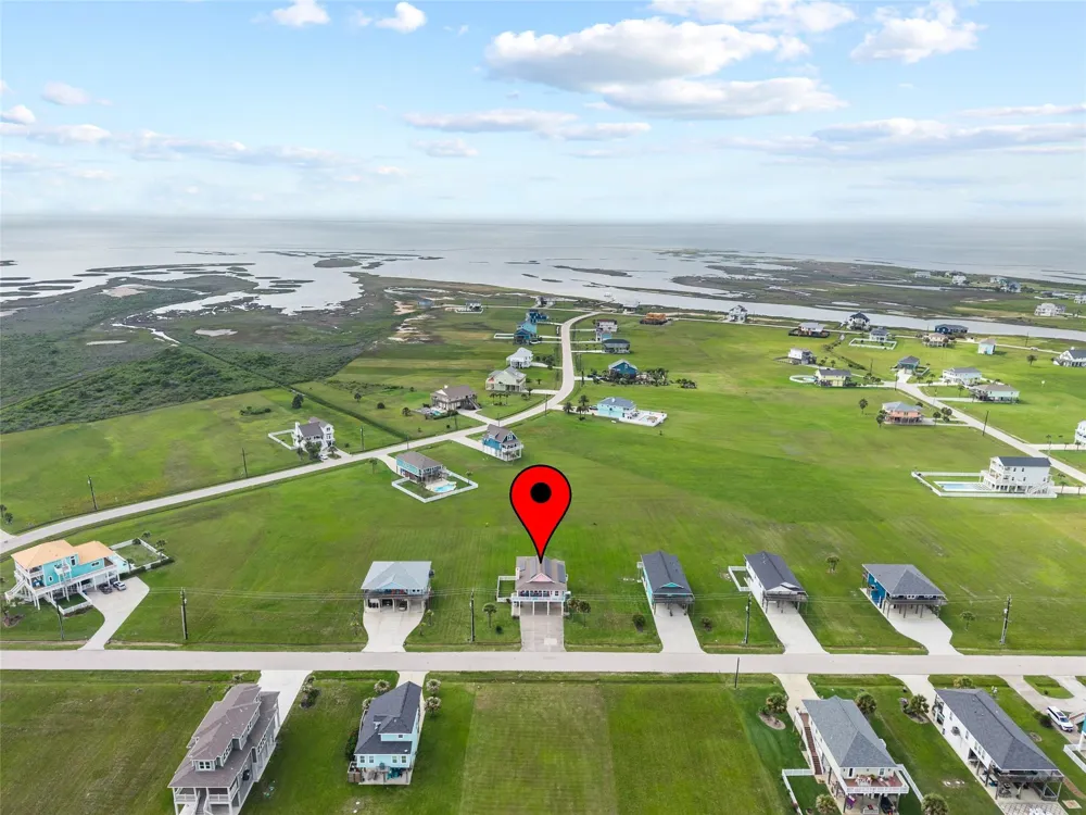 18806 Warrior Road Galveston, TX 77554