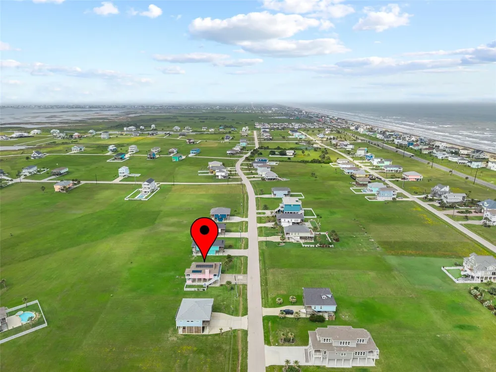 18806 Warrior Road Galveston, TX 77554