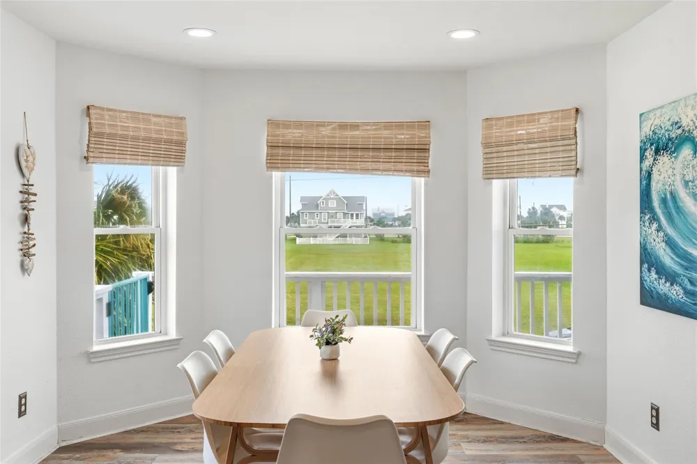 18806 Warrior Road Galveston, TX 77554