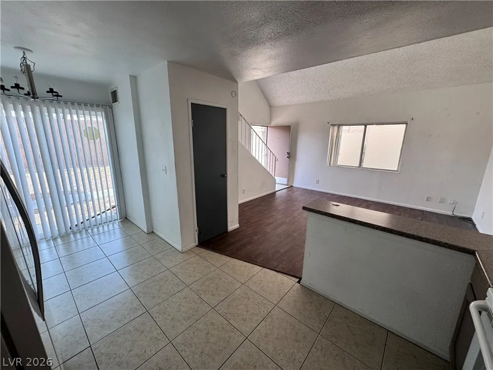 5245 Golden Lane Las Vegas, NV 89119