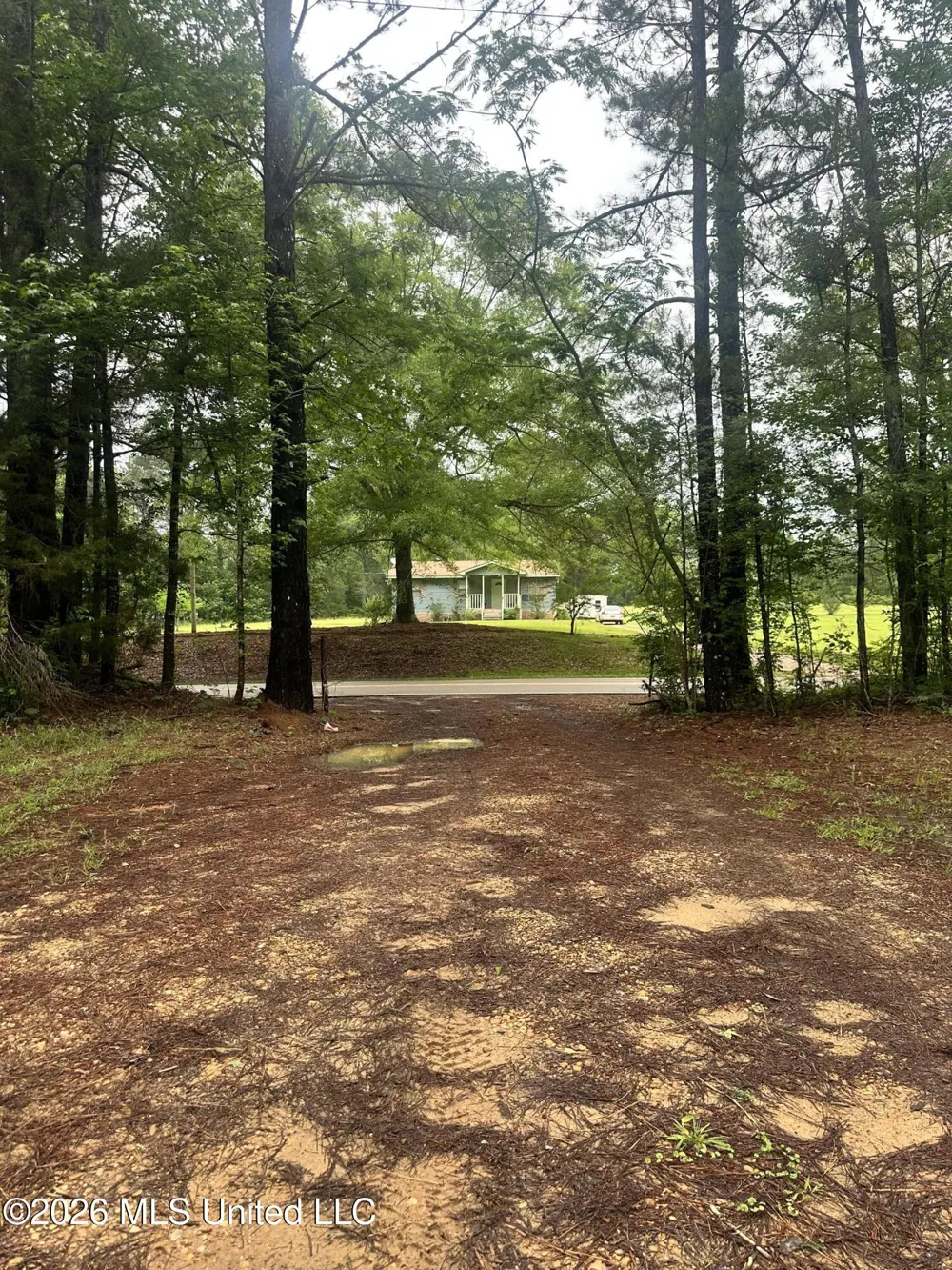 6936 Hillsboro-ludlow Road Forest, MS 39074