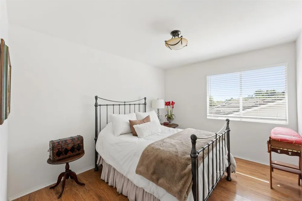 2039 Alborada Dr Camarillo, CA 93010