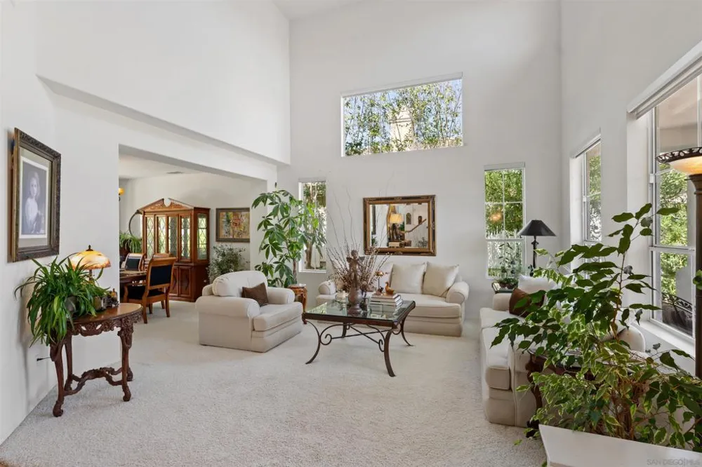 2039 Alborada Dr Camarillo, CA 93010