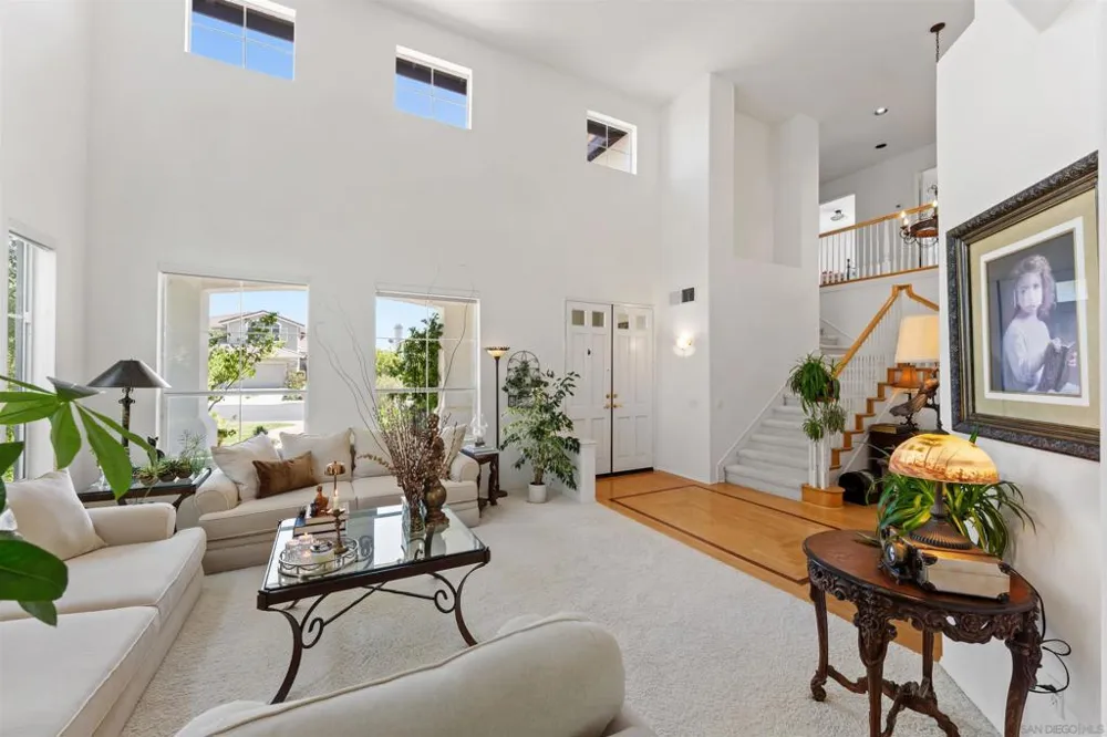 2039 Alborada Dr Camarillo, CA 93010