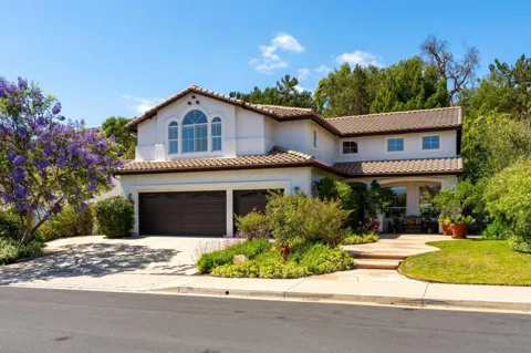 2039 Alborada Dr