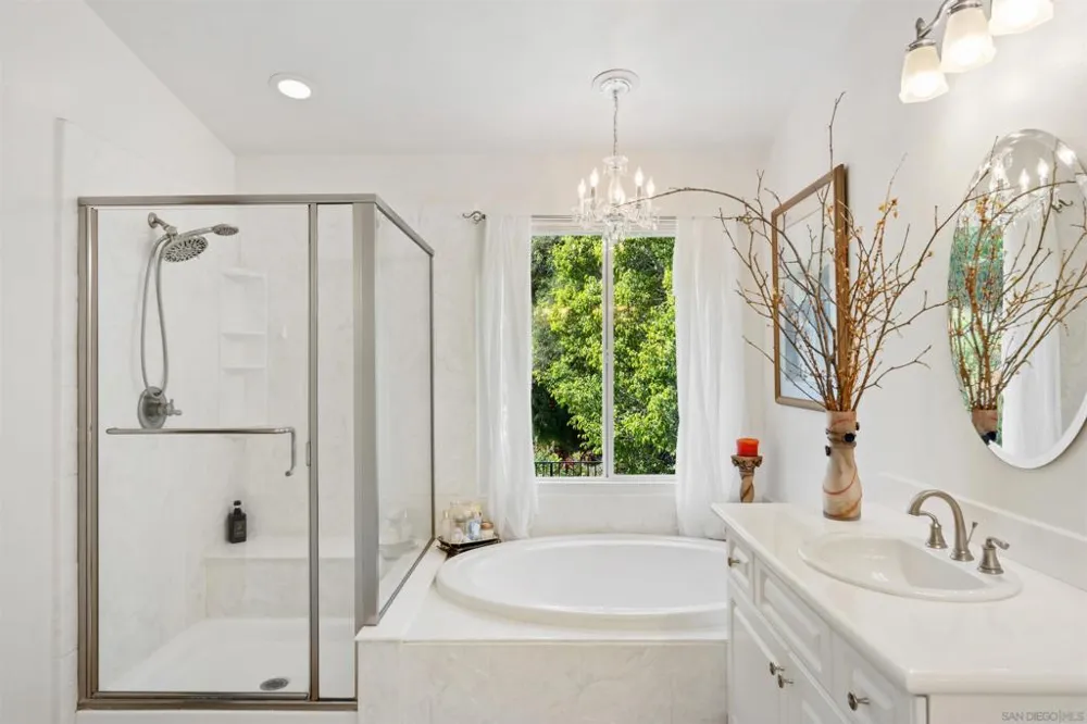 2039 Alborada Dr Camarillo, CA 93010