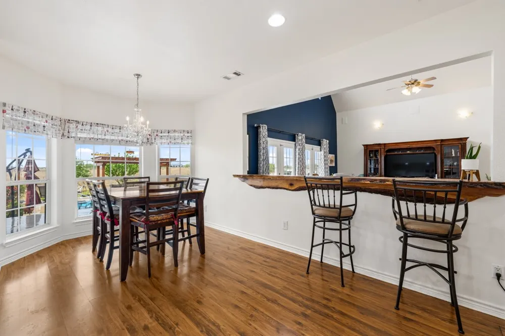 100 Little El Paso Road Martindale, TX 78655