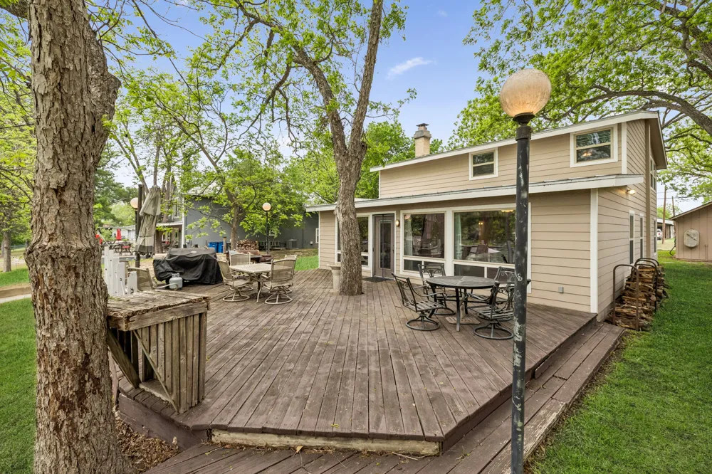 723 E Zipp Road New Braunfels, TX 78130